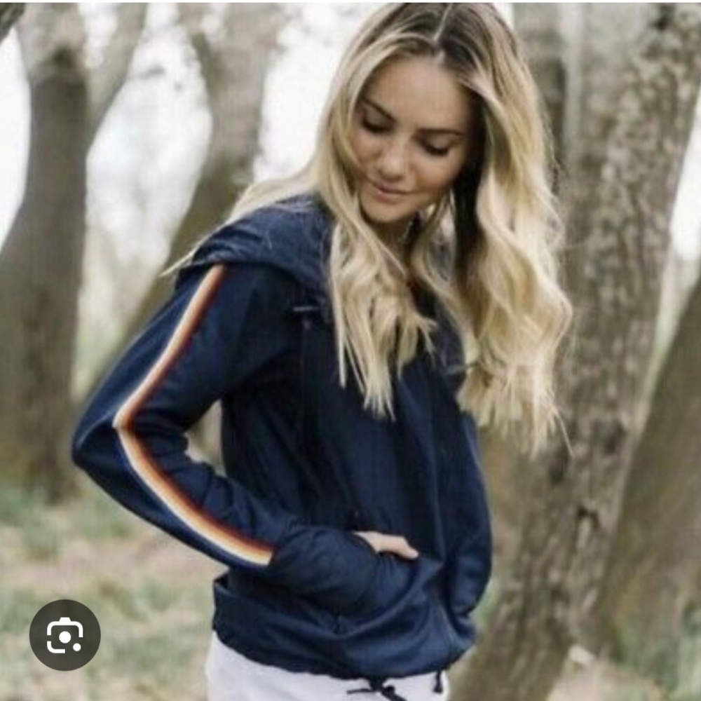 Zyia Light Jacket